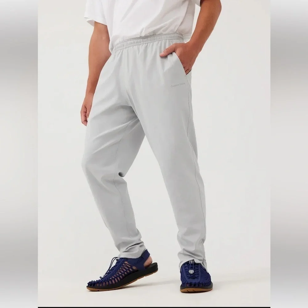 NWT! Outdoor Voices Men’s High Stride Pant in Color: Comet. Size Small.